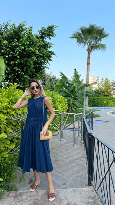 Beli Drapeli Lacivert Uzun Elbise