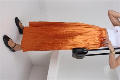 Beli Lastikli Pileli Turuncu Saten Etek