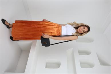 Beli Lastikli Pileli Turuncu Saten Etek