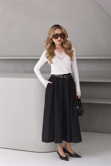 Beli Lastikli Siyah Kloş Etek