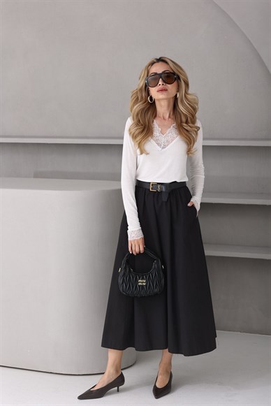 Beli Lastikli Siyah Kloş Etek