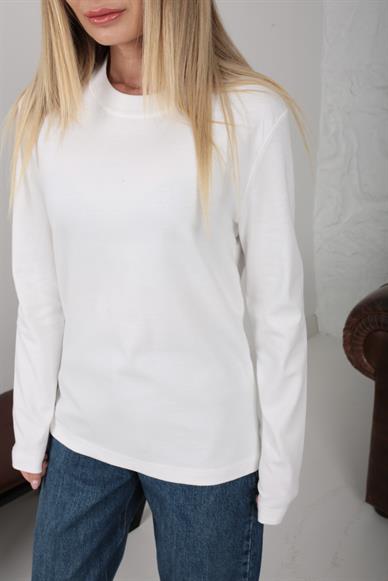 Beyaz Bisiklet Yaka Uzun Kol İnce Sweatshirt