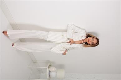 Beyaz Çizgili Gold Düğmeli Blazer Takım