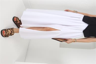 Beyaz Önden Yırtmaçlı Pileli Uzun Etek