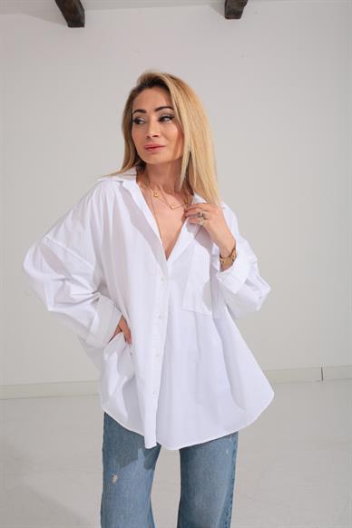 Beyaz Oversize Tek Cepli Gömlek