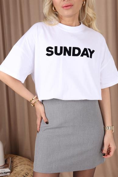 Beyaz Sunday Baskılı Basic Tshirt