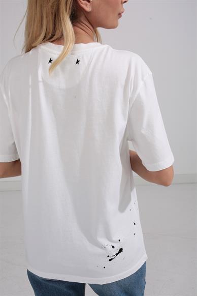 Bisiklet Yaka Baskılı Kalp Nakışlı Beyaz Tshirt
