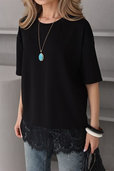 Bisiklet Yaka Dantel Detay Siyah Tshirt