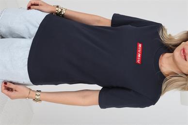 Bisiklet Yaka Dolgu Nakışlı Lacivert Tshirt