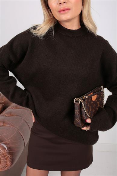 Bisiklet Yaka Koyu Kahve Basic Kazak