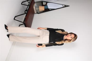 Bisiklet Yaka Siyah Transparan Triko Kazak