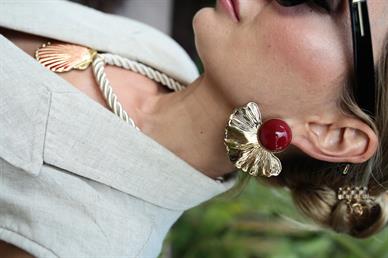 Bordo Detay Gold Yaprak Küpe