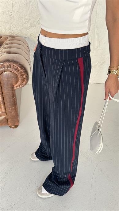 Boxer Detay Şeritli Lacivert Pantolon