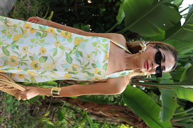 Boyundan Bağlamalı Sarı Çiçekli Keten Elbise