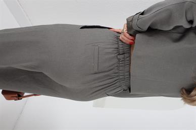 Crop Ceketli Haki Keten Takım