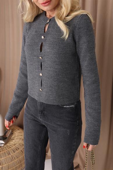 Damla Dekolteli Düğmeli Füme Kazak