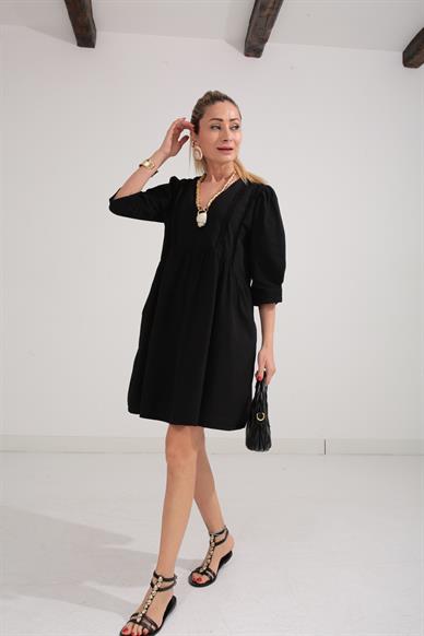 Dantel Detay V Yaka Siyah Katlı Elbise
