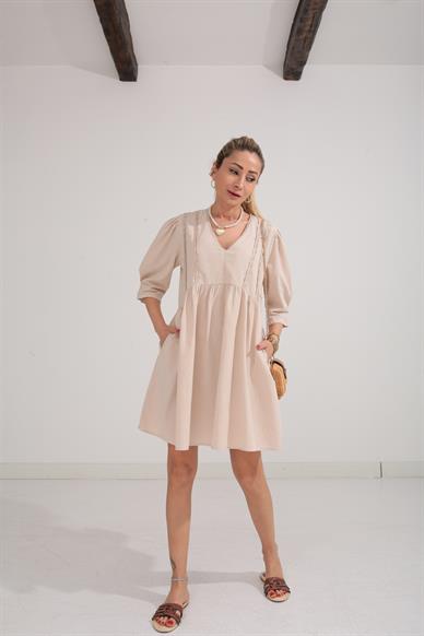 Dantel Detay V Yaka Taş Katlı Elbise