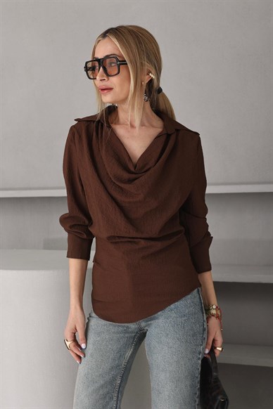 Degaje Yaka Çizgili Kahve Gömlek