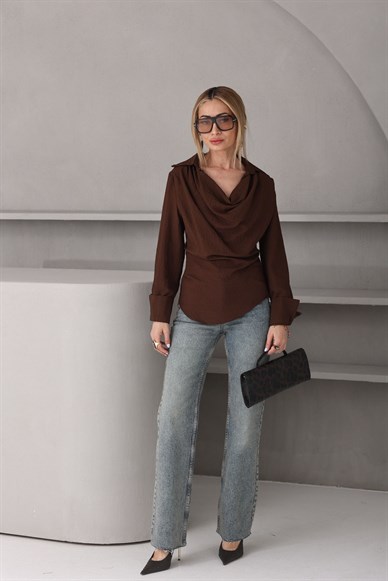 Degaje Yaka Çizgili Kahve Gömlek