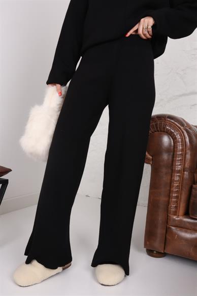 Dik Yaka Çelik Örgü Siyah Triko Takım