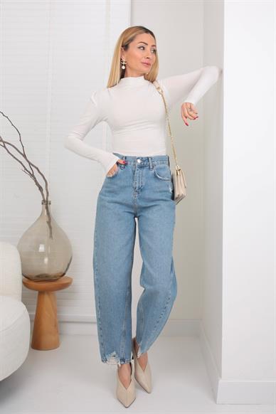 Dik Yaka Drapeli Ekru İnce Bluz