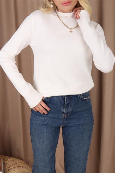 Dikişsiz Dik Yaka Ekru Triko Kazak