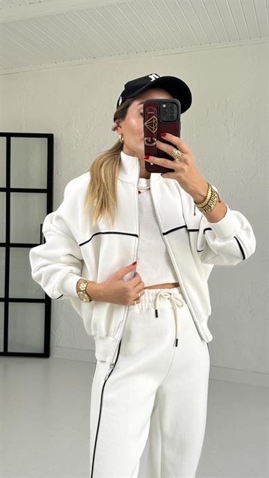 Ekru Biyeli Eşofman Takımı