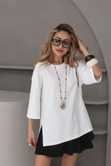 Ekru Oversize Yanı Yırtmaçlı Basic Tshirt