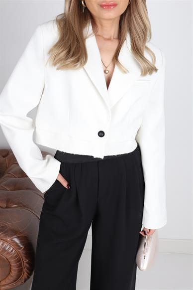 Ekru Tek Düğmeli Kısa Ceket