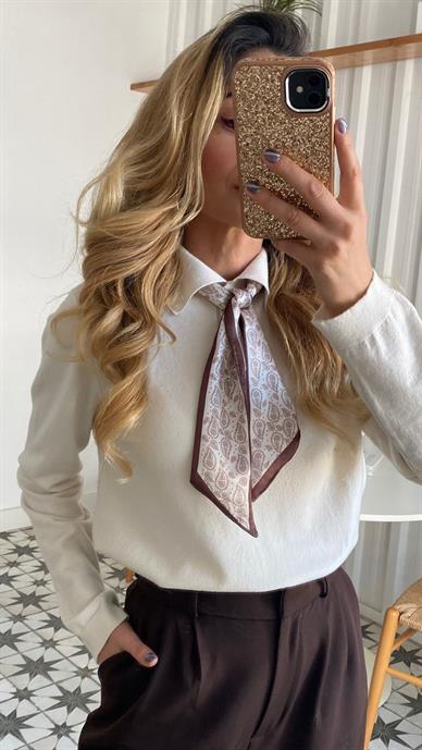 Fularlı Ekru Triko Kazak