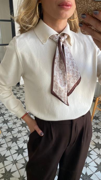 Fularlı Ekru Triko Kazak