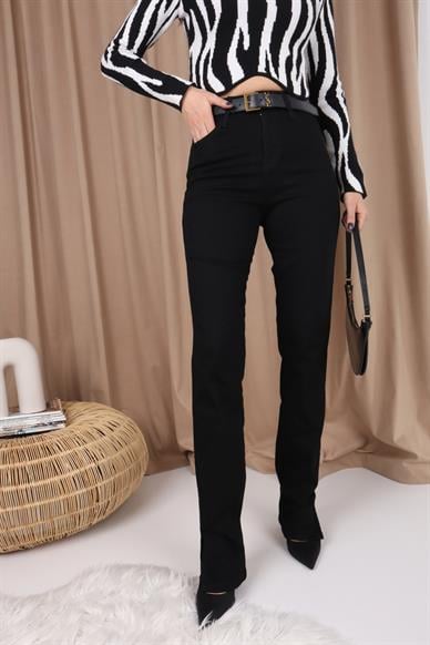 Full Likralı Düz Kesim Paçası Yırtmaçlı Siyah Jean