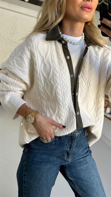 Garnili Çıtçıt Detay Ekru Hırka