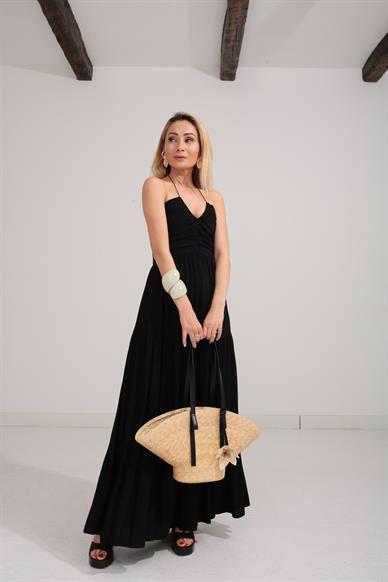 Göğüs Drapeli Boyundan Bağlamalı Siyah Elbise