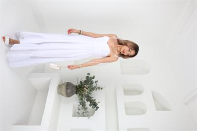 Göğüs Kuplu Beyaz Uzun Elbise