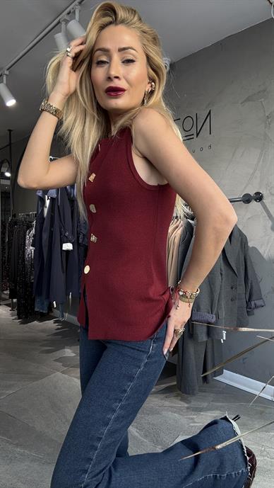 Gold Düğmeli Kolsuz Bordo Triko Yelek