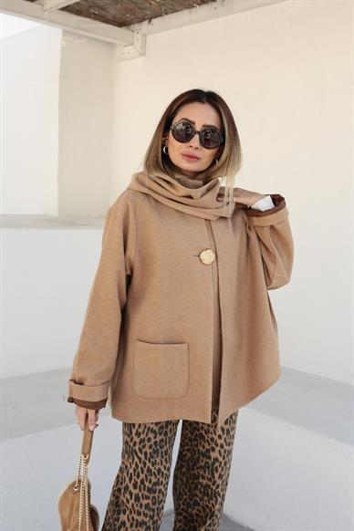 Gold Düğmeli Şallı Camel Kaşe Ceket
