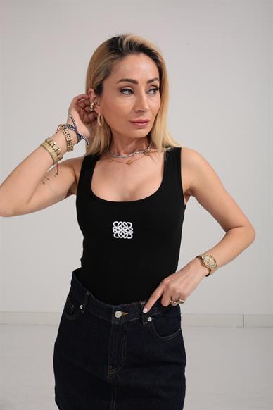 Havuz Yaka Nakışlı Siyah Fitilli Atlet