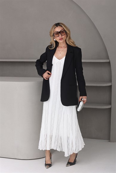 İp Askılı Beyaz Elbise