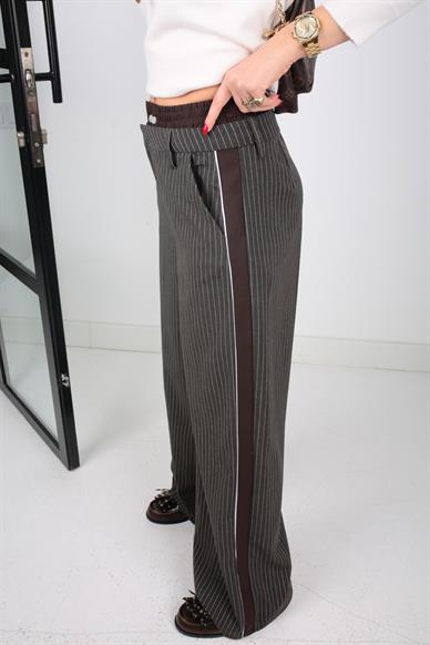Kahve Çizgili Yandan Şeritli Pantolon