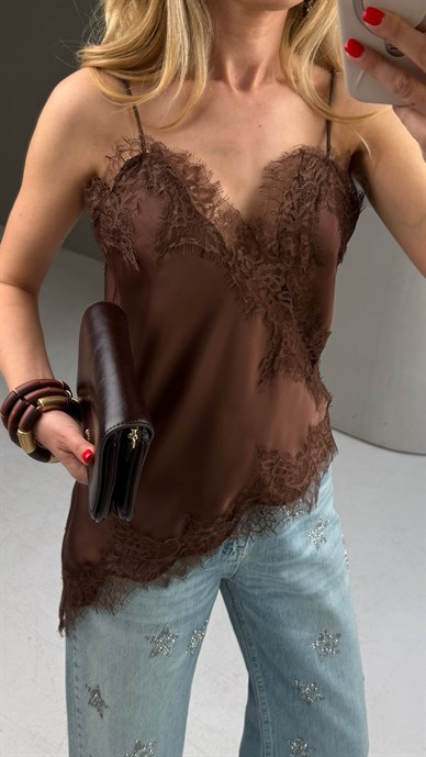 Kahve Dantelli Saten Bluz