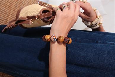 Kahve Desenli Top Bileklik