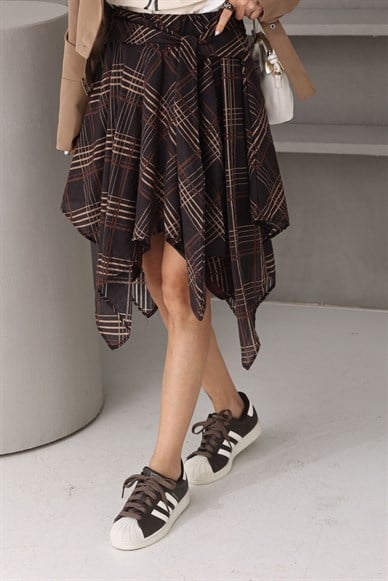 Kahve Ekoseli Asimetrik Mini Şifon Etek