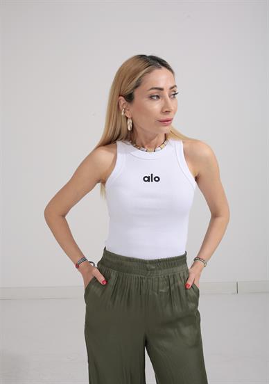 Kalın Biye Yazı Nakışlı Beyaz Fitilli Atlet