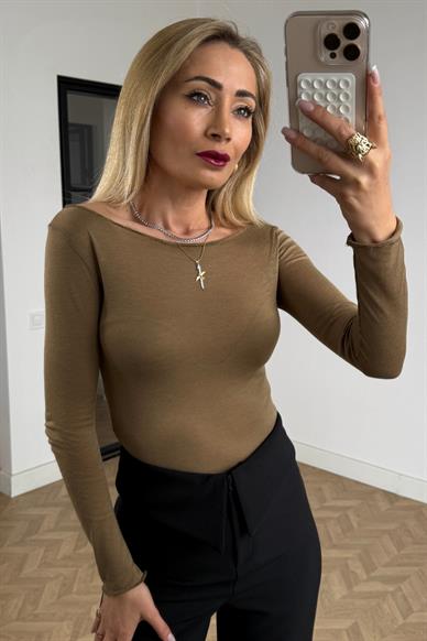 Kayık Yaka Camel Transparan Bluz