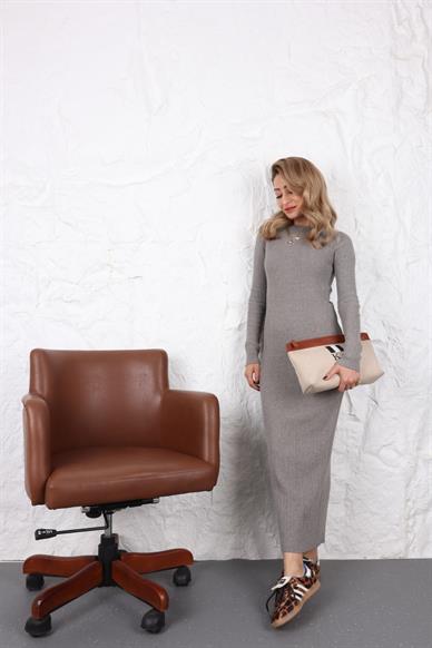 Kayık Yaka Gri Fitilli Triko Elbise