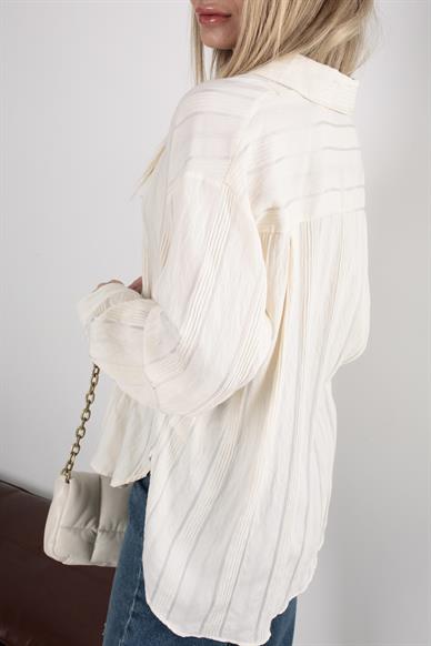 Kendinden Çizgi Desenli Bej Gömlek