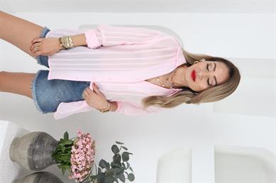 Kendinden Desenli Pembe Transparan Gömlek