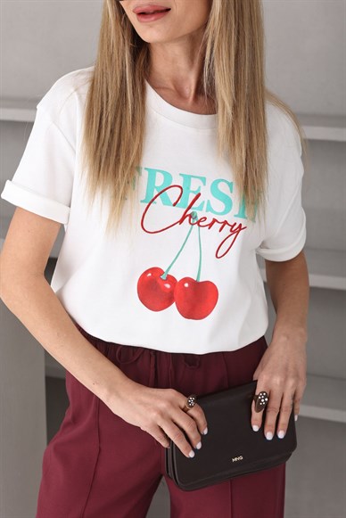 Kiraz Baskılı Beyaz Thsirt